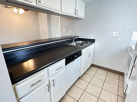 3rd image of 1245 N Lafayette St APT 303