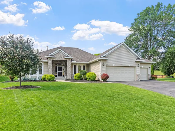3114 Canyon Cir, Chaska, MN 55318