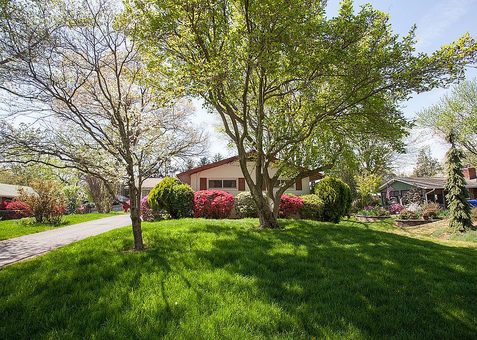 1st image of 3417 Country Hill Dr