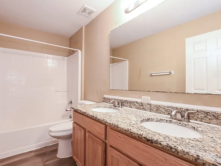 2047 Galahad Dr — Photo 16