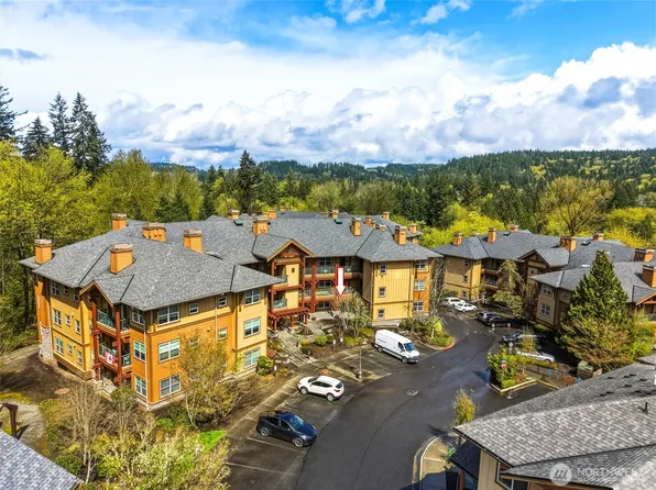 1000 Cabin Creek Lane SW #B106, Issaquah, WA 98027