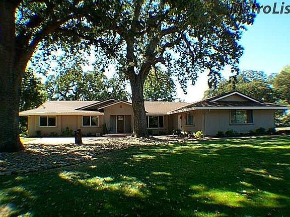 2nd image of 6845 Almond Ave