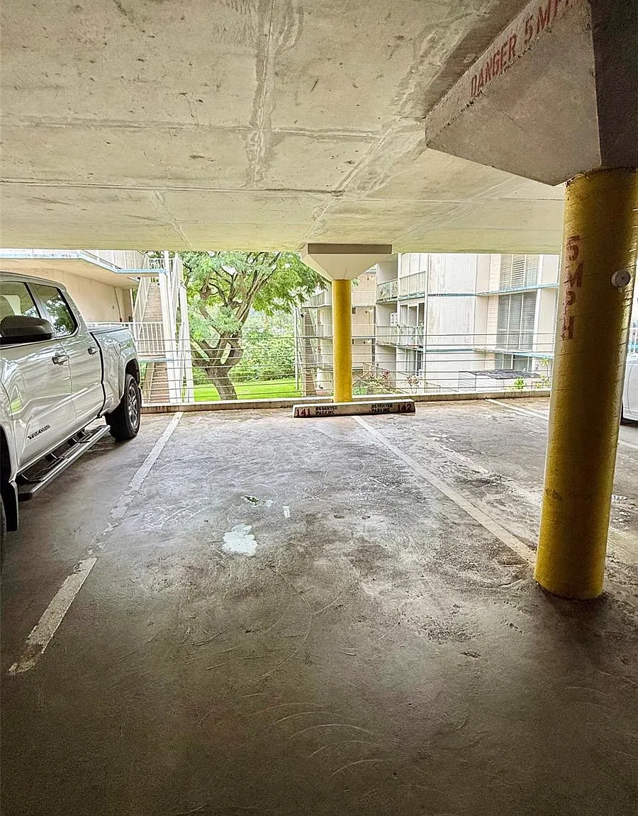 95-2031 Waikalani Pl — Photo 3