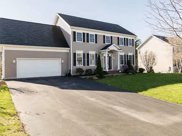 132 Allen Dr, Milton, VT 05468