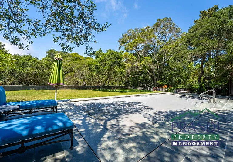 377 Summit Ave — Photo 27