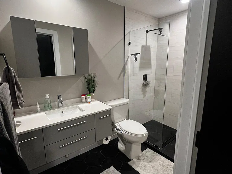1006 NW Maple St — Photo 12