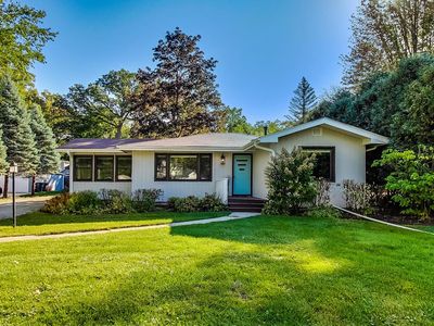 N1524 Oak Shores STREET, Fontana, WI, 53125
