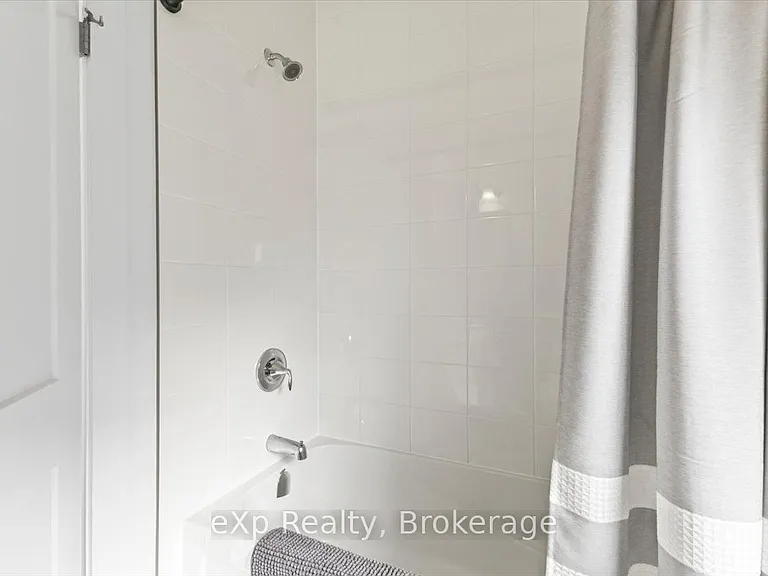 319 Telford Trl — Photo 15