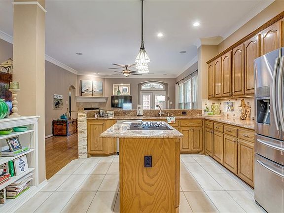 2nd image of 1732 Glenlivet Dr