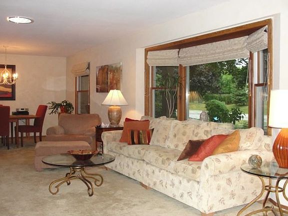 Living Room w/ Natural FP