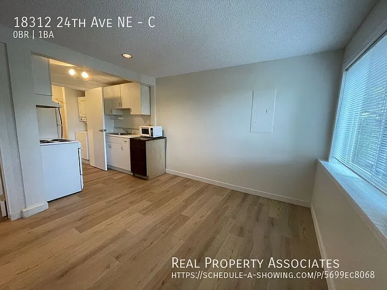 18312 24th Ave NE #C — Photo 5