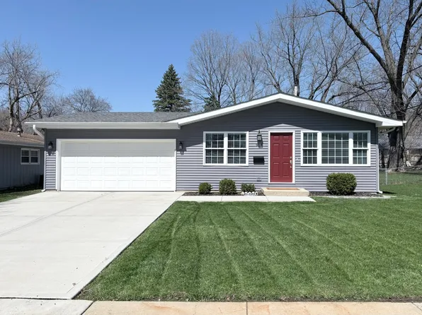 924 Spring Ave, St Charles, IL 60174