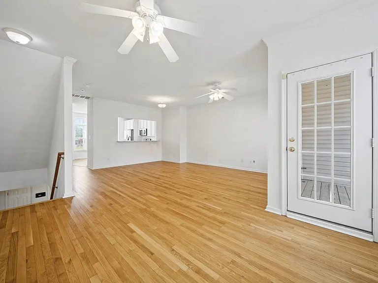 4720 Beach Bay Ct — Photo 8