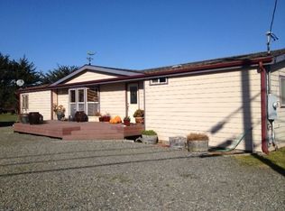 1941 Peninsula Dr, Arcata, CA 95521