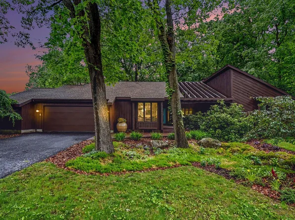7606 Leyton Dr SE, Ada, MI 49301