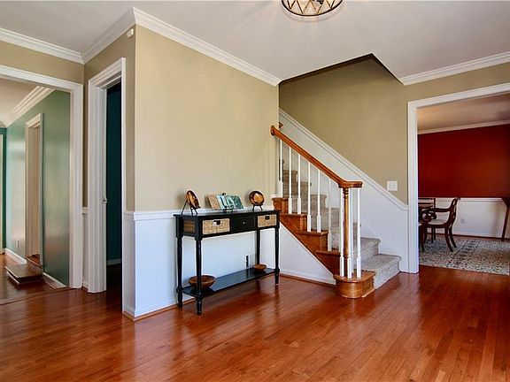 3rd image of 335 Watercress Dr