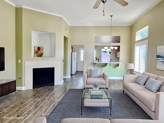 3rd image of 4752 W Fremont Ave