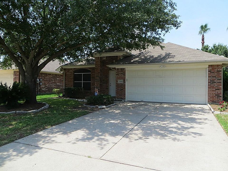 1st image of 21154 Woodland Green Dr