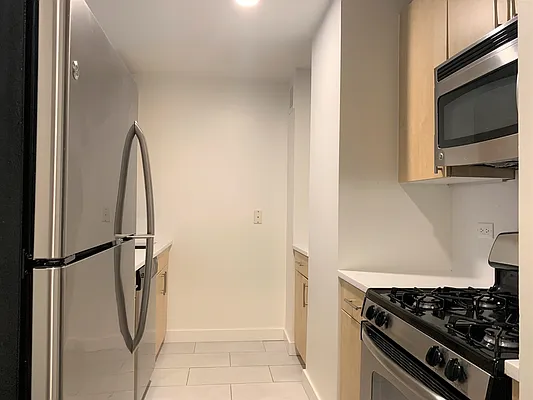 Rented by The Dermot Realty Management Company | media 4