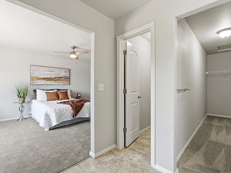 7375 Forest Meadows Ave — Photo 33