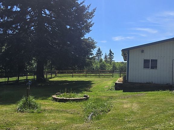 4th image of 123 Barton Road