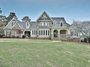 206 Overlook Dr, Pine Mountain, GA 31822