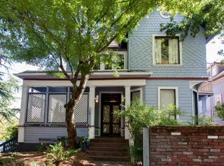 3304 SW Corbett Ave, Portland, OR 97239