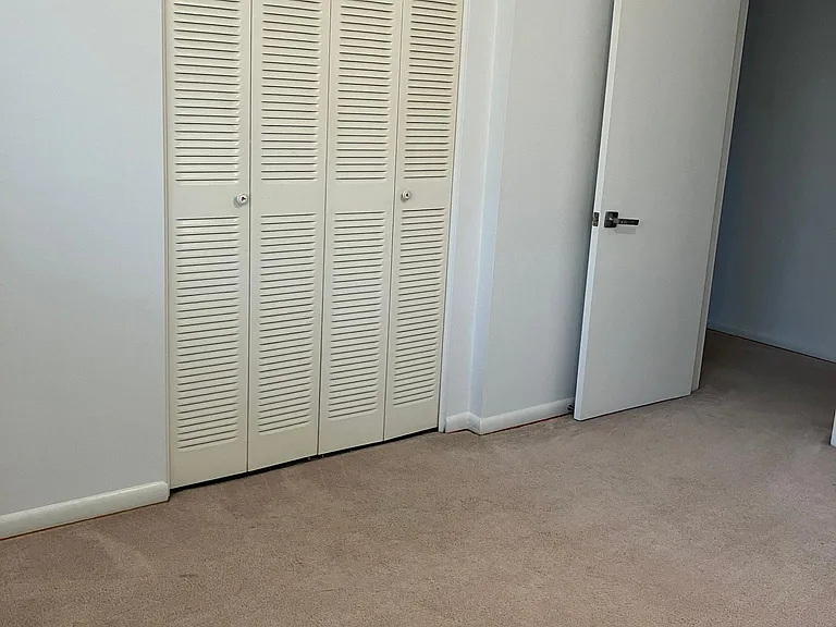 10620 Weymouth St #101 — Photo 70