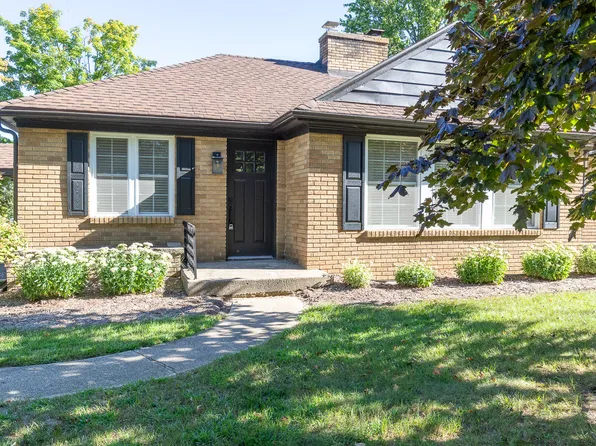 1039 108th St SW, Byron Center, MI 49315