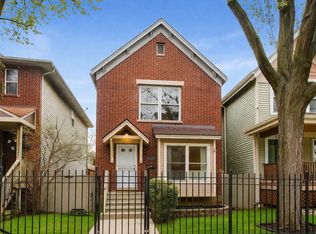 3413 S Indiana Ave, Chicago, IL