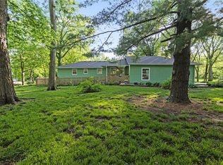 101 Cindy Ln, Peculiar, MO 64078
