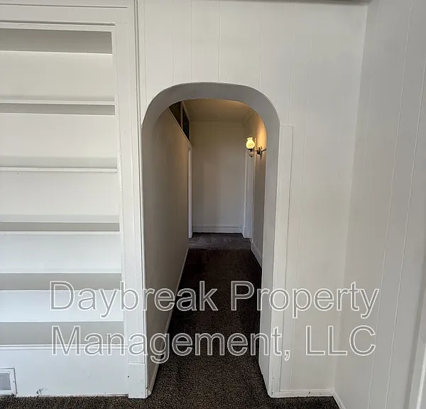 1228 10th St N #4 — Photo 9
