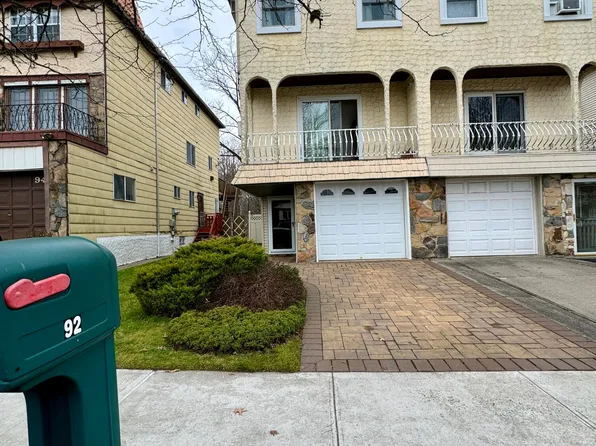 92 Mulberry Ave, Staten Island, NY 10314