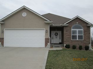 2590 James Ln, Sedalia, MO 65301