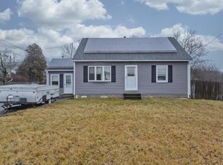61 Pleasant St, Granby, MA 01033
