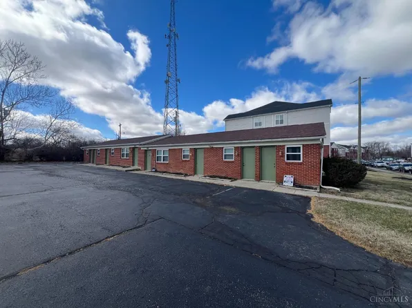 1010 Arrowhead Dr, Oxford, OH 45056
