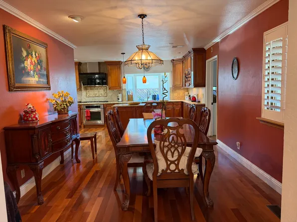 21571 Terrace Dr, Cupertino, CA 95014