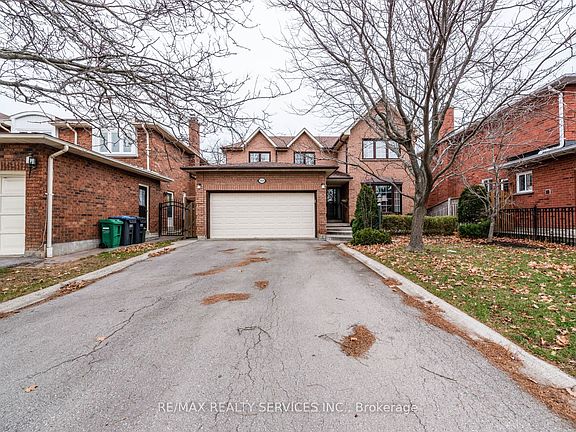 2nd image of 1928 Aldermead Rd