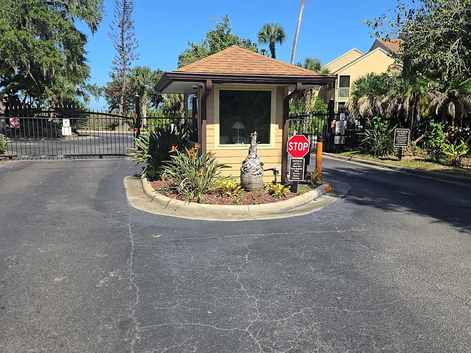 1401 S Palmetto Ave #706
