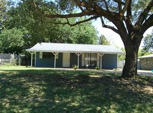 111 Bryant St, Ocean Springs, MS 39564