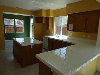 3rd image of 1449 Cumberland Ct