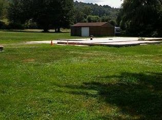 783 Pleasant Valley Rd, Connellsville, PA 15425