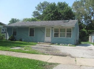 15334 Maple Ln, Markham, IL 60428