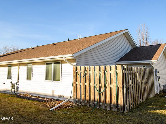 3rd image of 2641 Mistwood Ct