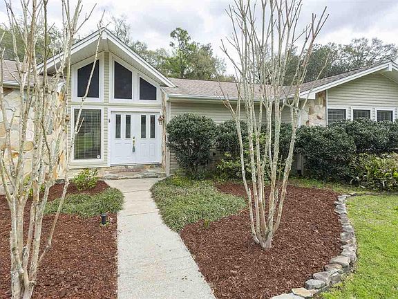2nd image of 8720 Thunderbird Dr