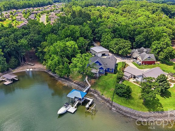 2nd image of 5426 Baker Ln