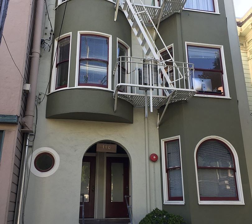 1st image of 140 Steiner St APT 2