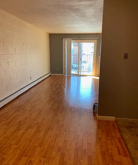 581 Crown St #79 — Photo 5