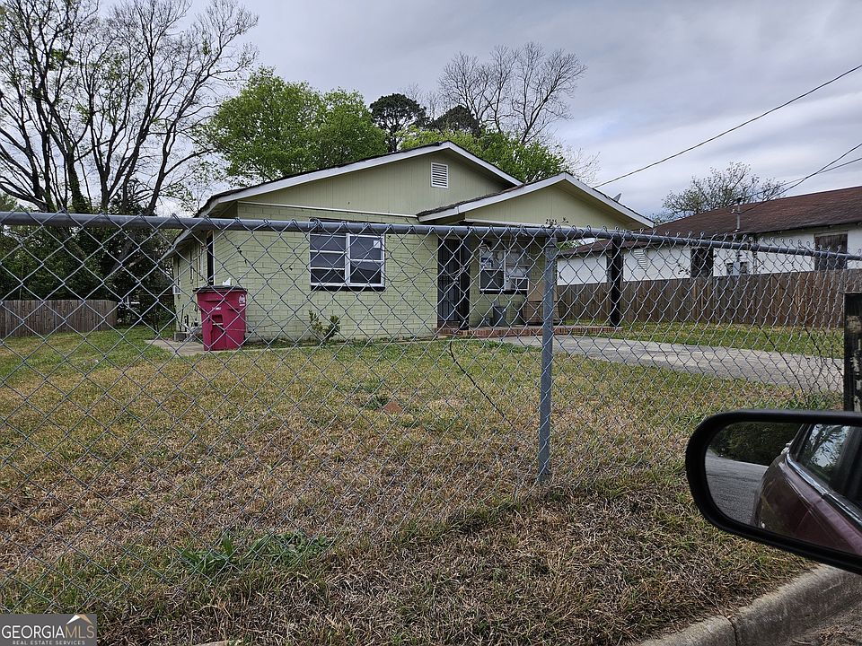 1st image of 2325 Lincoln St