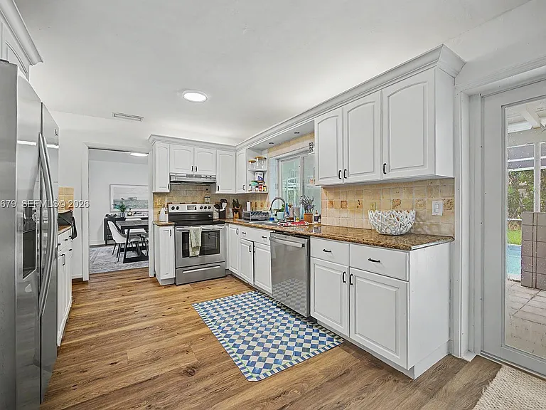 7100 SW 119th St — Photo 11